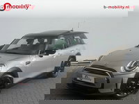 MINI Cooper - 1.5 Classic Automaat 5-Drs. Panoramadak | Sportstoelen | Apple CarPlay | Leer | DAB