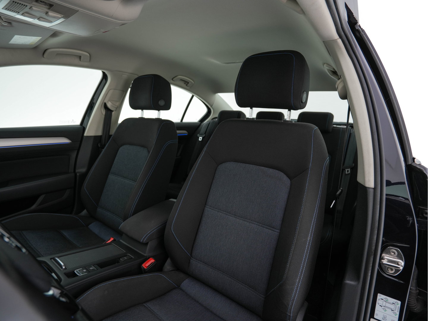 Volkswagen Passat 1.4 TSI GTE Connected Series Aut. *FULL-LED | KEYLESS | NAVI-FULLMAP | DAB | SHIFT-PADDLES | ECC | PDC | CRUISE | 17''ALU*