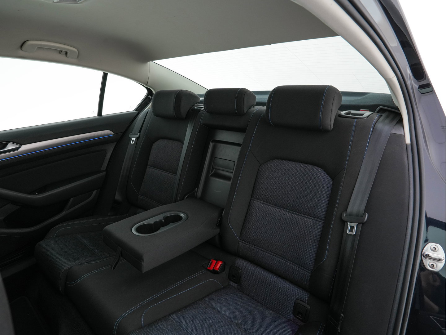 Volkswagen Passat 1.4 TSI GTE Connected Series Aut. *FULL-LED | KEYLESS | NAVI-FULLMAP | DAB | SHIFT-PADDLES | ECC | PDC | CRUISE | 17''ALU*