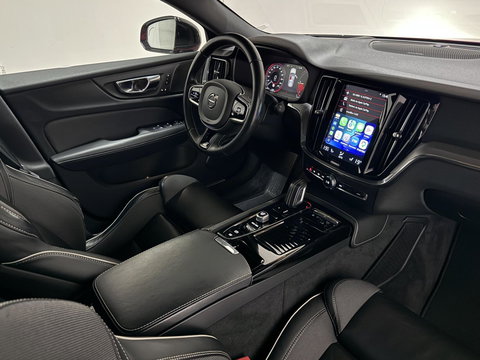 Volvo V60 2.0 T8 Twin Engine AWD R-Design Pano H/K 360 HUD
