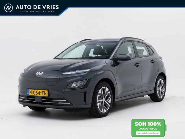 Hyundai Kona - EV Fashion 64 kWh 3-Fase | SOH 100% | Nieuw model | Carplay | Virtual cockpit | Adaptive cruise