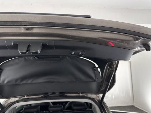 Alfa Romeo Stelvio 2.2d Super Aut. *LEATHER-FABRIC | BI-XENON | DAB+ | NAVI-FULLMAP | COMFORT-SEATS | ECC | CRUISE | PDC | 18"ALU*