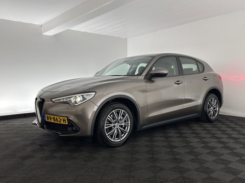 Alfa Romeo Stelvio 2.2d Super Aut. *LEATHER-FABRIC | BI-XENON | DAB+ | NAVI-FULLMAP | COMFORT-SEATS | ECC | CRUISE | PDC | 18"ALU*
