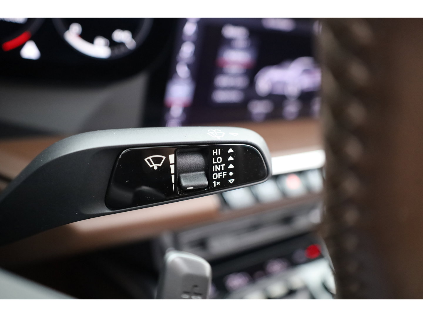 Porsche 911 Targa 4S 3.0 Orgi. NL | Liftsysteem | 20/21 inch RS Spyder | leder truffelbruin | Bose | Stoelventi. | PLMS