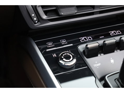 Porsche 911 Targa 4S 3.0 Orgi. NL | Liftsysteem | 20/21 inch RS Spyder | leder truffelbruin | Bose | Stoelventi. | PLMS