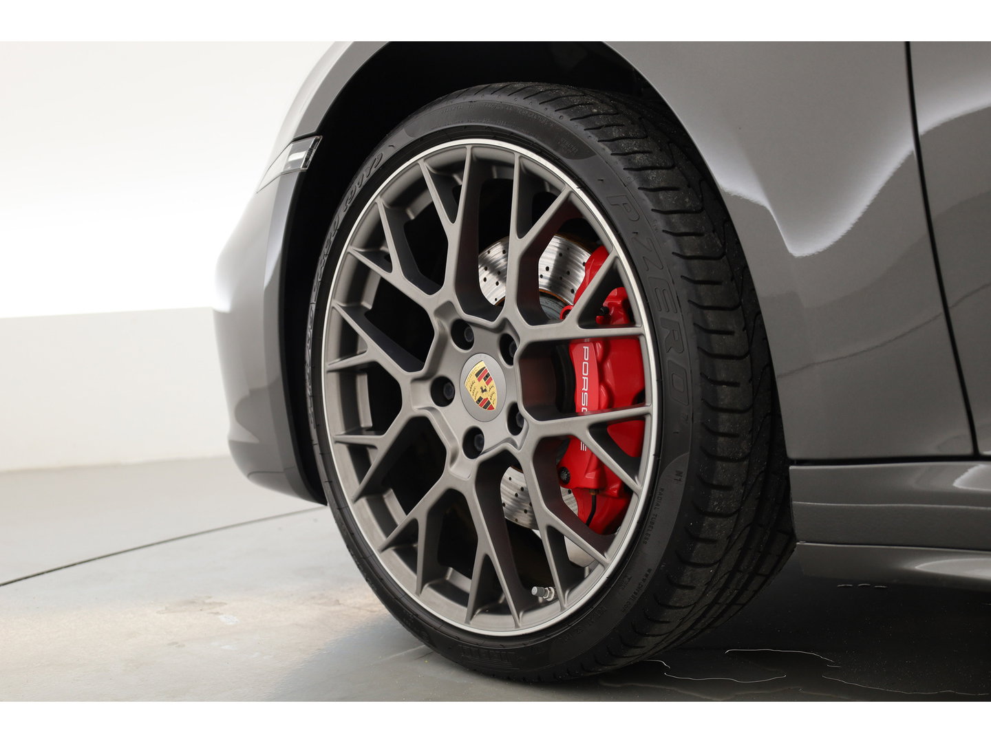 Porsche 911 Targa 4S 3.0 Orgi. NL | Liftsysteem | 20/21 inch RS Spyder | leder truffelbruin | Bose | Stoelventi. | PLMS