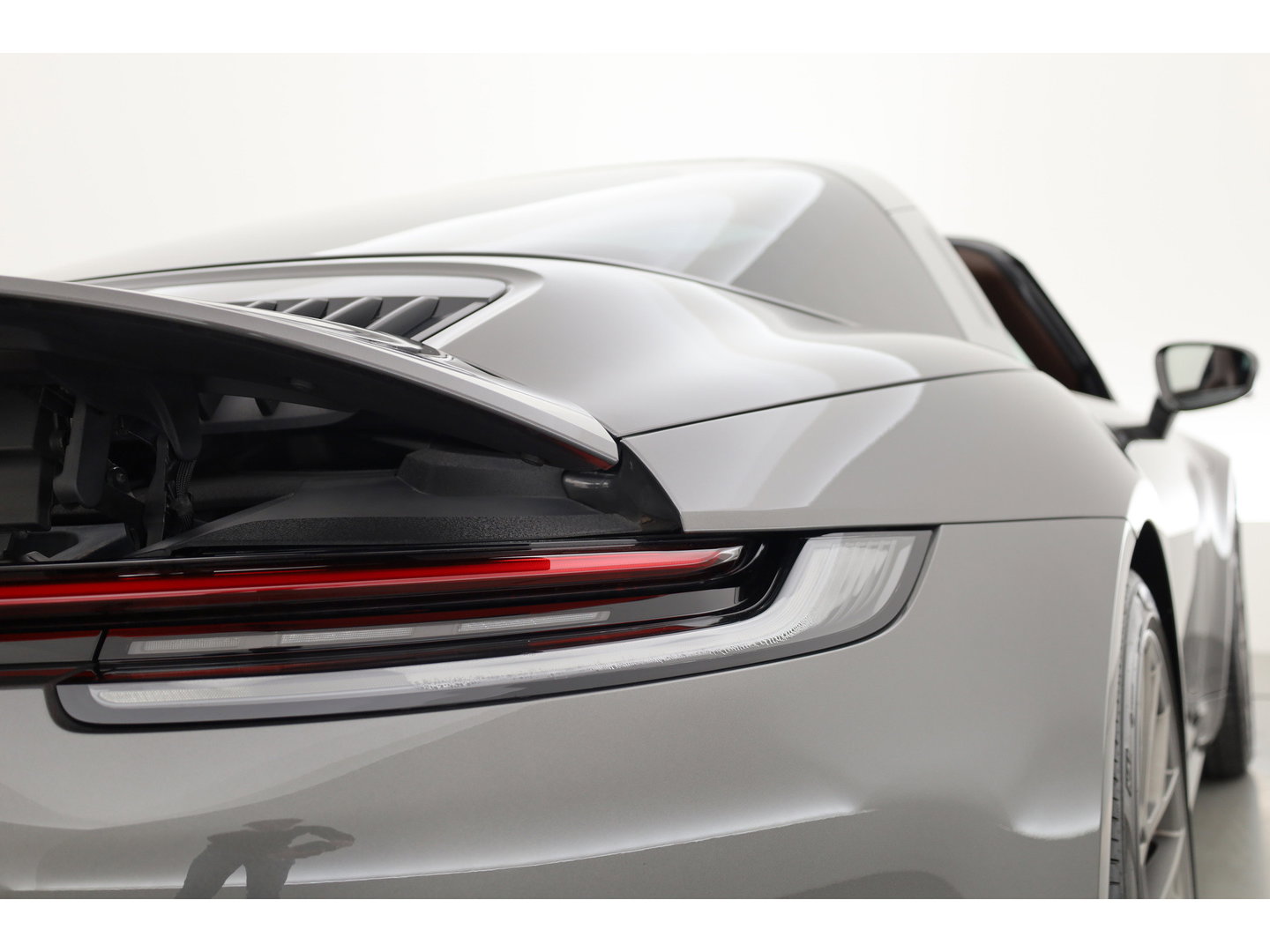 Porsche 911 Targa 4S 3.0 Orgi. NL | Liftsysteem | 20/21 inch RS Spyder | leder truffelbruin | Bose | Stoelventi. | PLMS