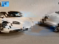 Porsche Taycan - Performance 93 kWh-WARMTEPOMP-PANO-BIJRIJDER DISPLAY-HEAD UP-ZEER COMPLEET