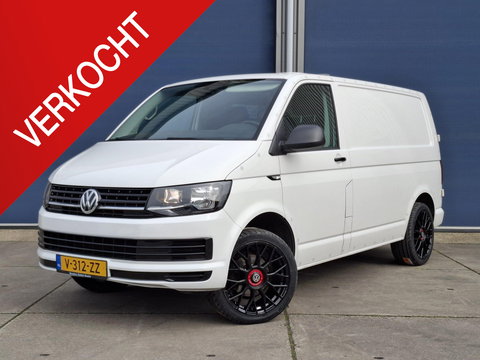 Volkswagen Transporter 2.0 TDI L1H1 Trendline AIRCO / CRUISE CONTROLE / TREKHAAK / EURO 6