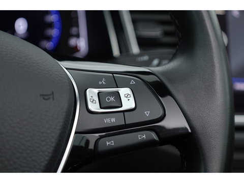 Volkswagen T-Roc Cabrio 1.5 TSI R-Line Edition Blue "MAT Ravenna Blue" DSG | 794/800 | Leder | Digi. Cockpit |  Stoel- Stuurverw. | Camera | Adapt. Cruise | Keyless | CarPlay