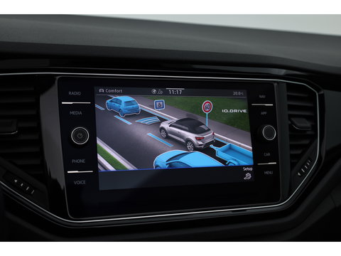 Volkswagen T-Roc Cabrio 1.5 TSI R-Line Edition Blue "MAT Ravenna Blue" DSG | 794/800 | Leder | Digi. Cockpit |  Stoel- Stuurverw. | Camera | Adapt. Cruise | Keyless | CarPlay