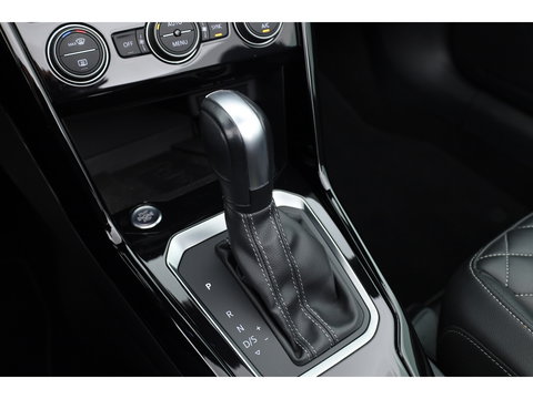 Volkswagen T-Roc Cabrio 1.5 TSI R-Line Edition Blue "MAT Ravenna Blue" DSG | 794/800 | Leder | Digi. Cockpit |  Stoel- Stuurverw. | Camera | Adapt. Cruise | Keyless | CarPlay