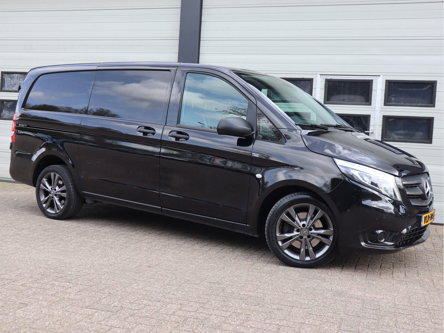 Mercedes-Benz Vito 119 CDI Automaat Euro 6 - Lang L2 - Trekhaak - LED - Camera