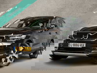 Volvo XC40 - 1.5 T2 Sport Automaat (APPLE CARPLAY, GROOT NAVI, CAMERA, STUUR/STOELVERWARMING, GETINT GLAS, SPORTSTOELEN, KEYLESS, NIEUWE APK, NIEUWSTAAT)