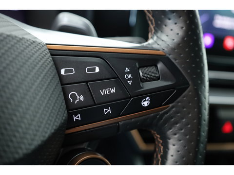 CUPRA Leon Sportstourer 1.4 e-Hybrid VZ | Sportstuur | Adapt. Cruise | Camera | Apple CarPlay| Navi | Stoel-Stuurverw.