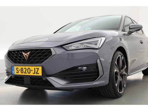 CUPRA Leon Sportstourer 1.4 e-Hybrid VZ | Sportstuur | Adapt. Cruise | Camera | Apple CarPlay| Navi | Stoel-Stuurverw.