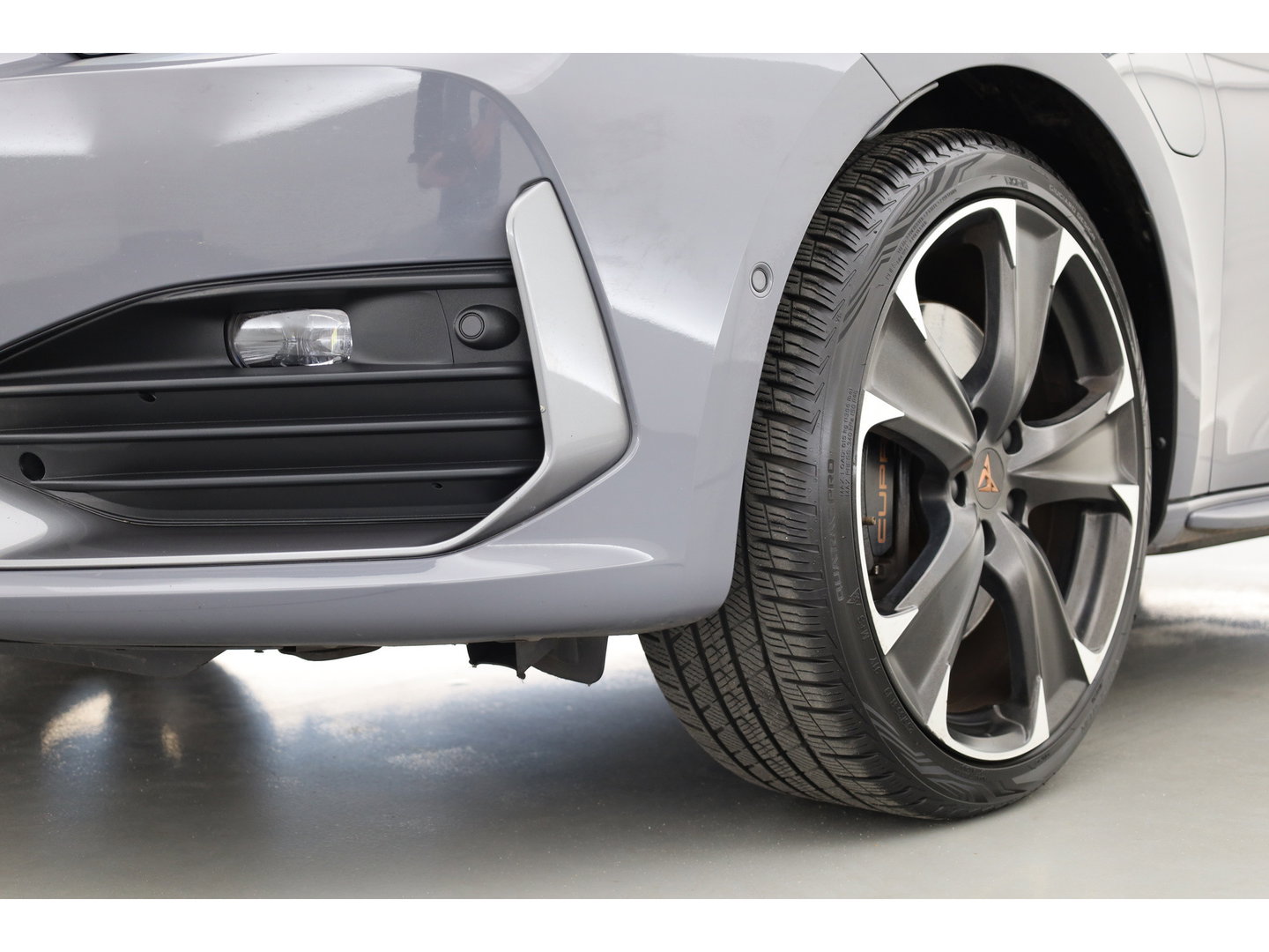 CUPRA Leon Sportstourer 1.4 e-Hybrid VZ | Sportstuur | Adapt. Cruise | Camera | Apple CarPlay| Navi | Stoel-Stuurverw.