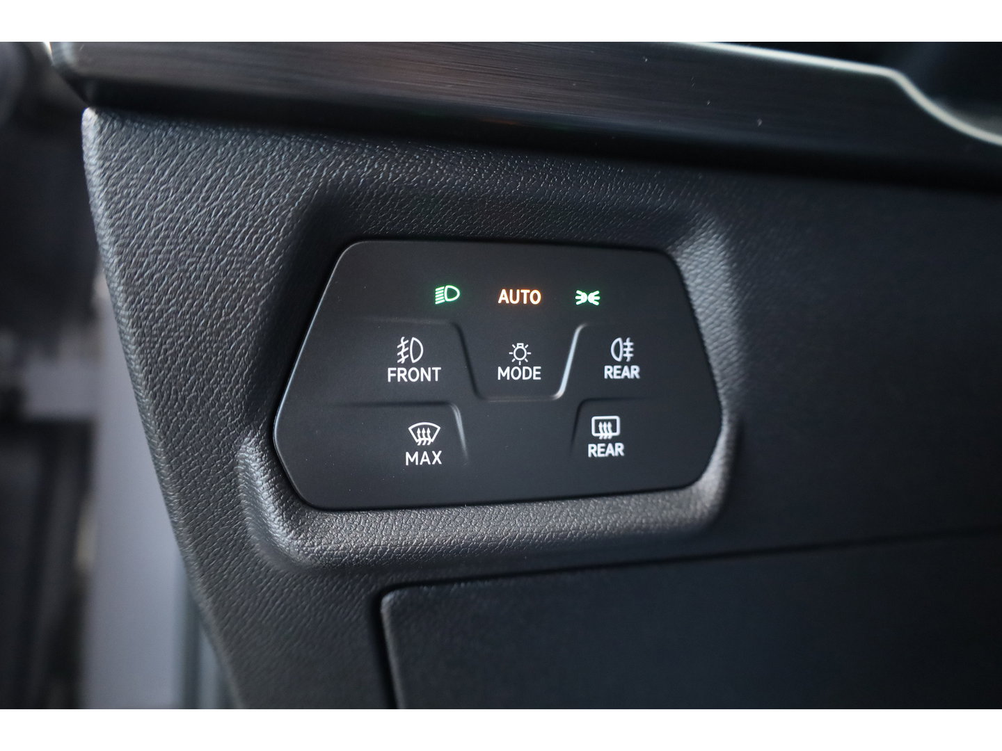 CUPRA Leon Sportstourer 1.4 e-Hybrid VZ | Sportstuur | Adapt. Cruise | Camera | Apple CarPlay| Navi | Stoel-Stuurverw.