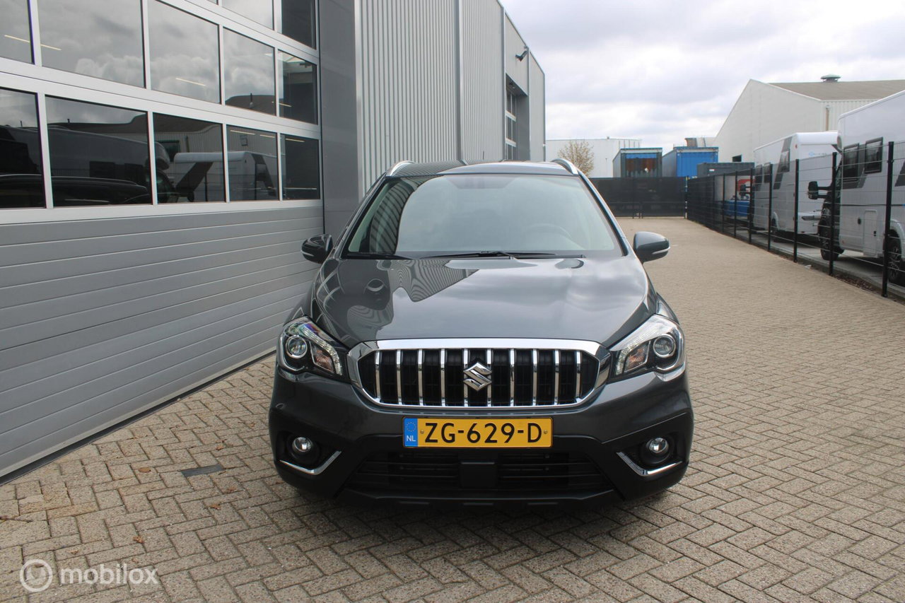 Suzuki S-Cross