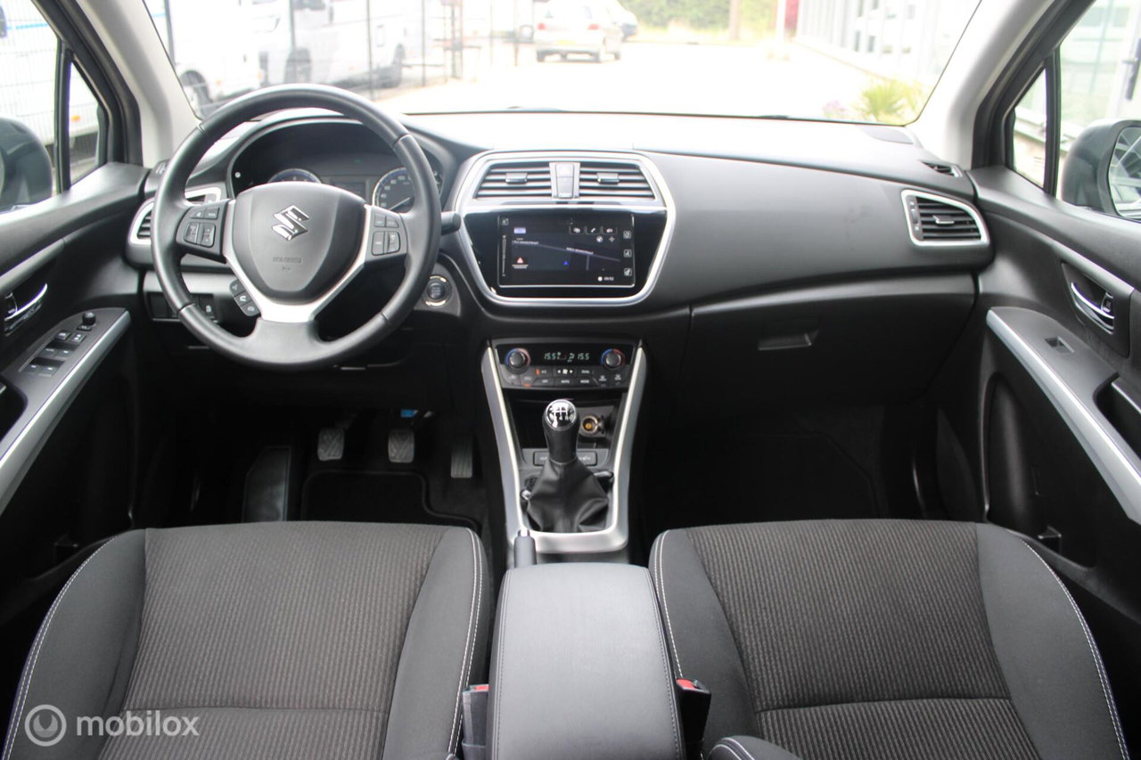 Suzuki S-Cross