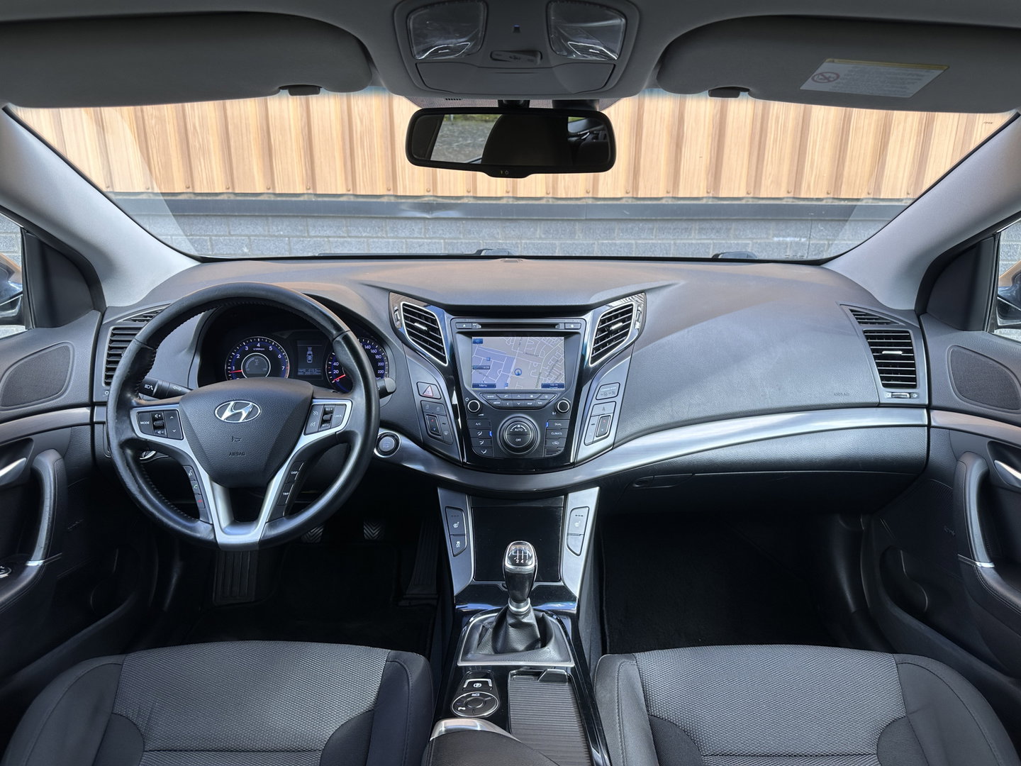 Hyundai i40 Wagon 1.6 GDI Blue Go! Edition | Cruise Control | Achteruitrijcamera | Parkeersensoren | Stoelverwarming | Elektrische Bestuurdersstoel | Keyless | Bluetooth |