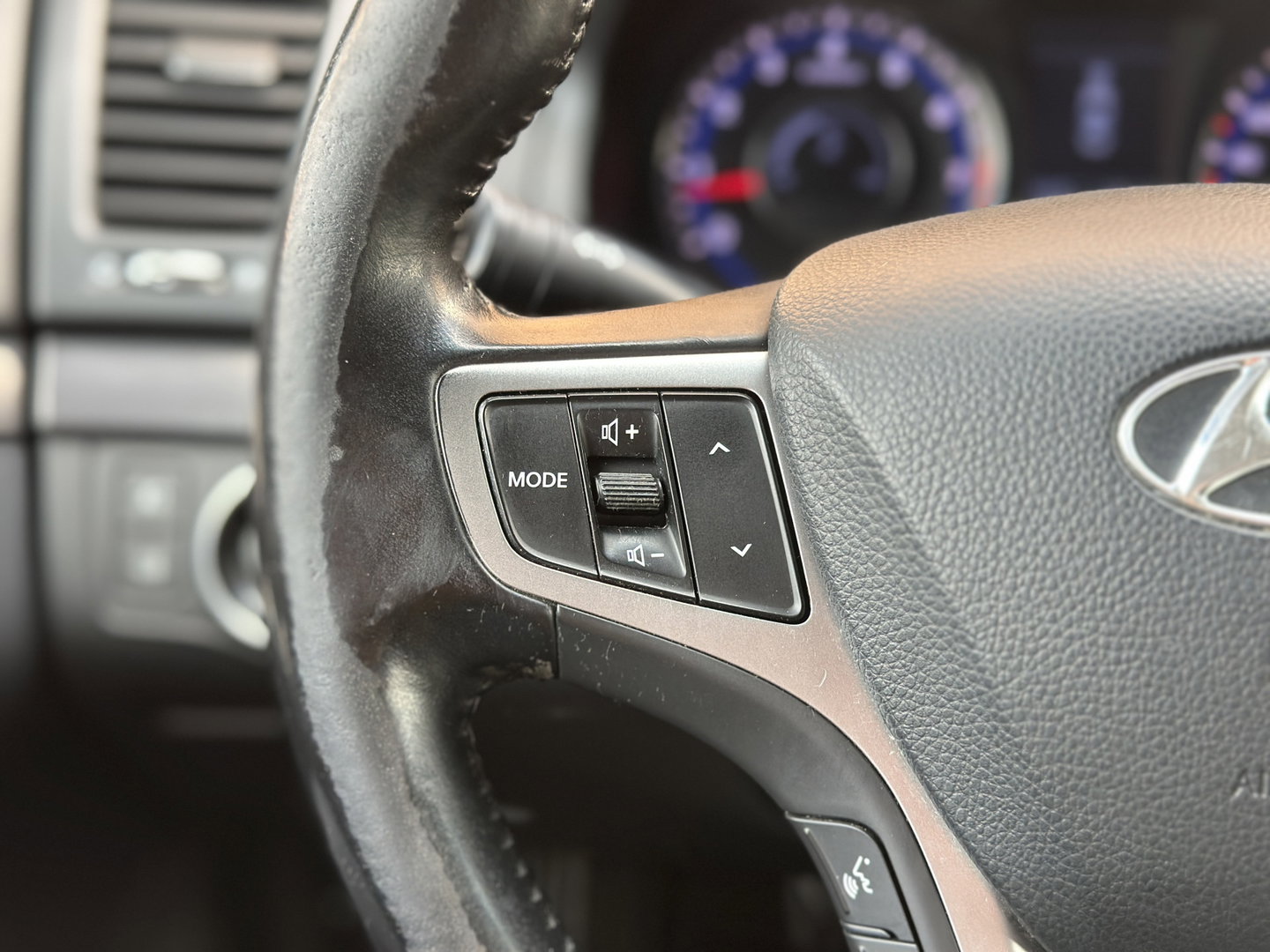 Hyundai i40 Wagon 1.6 GDI Blue Go! Edition | Cruise Control | Achteruitrijcamera | Parkeersensoren | Stoelverwarming | Elektrische Bestuurdersstoel | Keyless | Bluetooth |