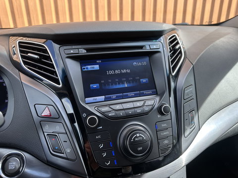 Hyundai i40 Wagon 1.6 GDI Blue Go! Edition | Cruise Control | Achteruitrijcamera | Parkeersensoren | Stoelverwarming | Elektrische Bestuurdersstoel | Keyless | Bluetooth |