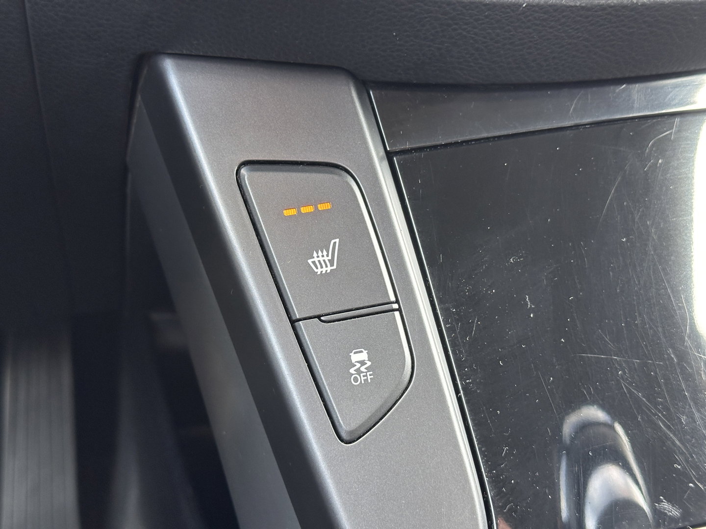 Hyundai i40 Wagon 1.6 GDI Blue Go! Edition | Cruise Control | Achteruitrijcamera | Parkeersensoren | Stoelverwarming | Elektrische Bestuurdersstoel | Keyless | Bluetooth |