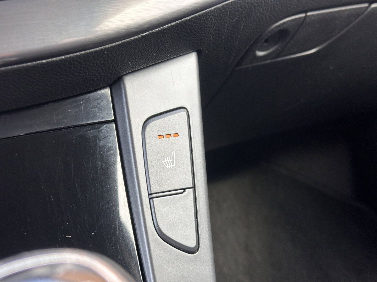 Hyundai i40 Wagon 1.6 GDI Blue Go! Edition | Cruise Control | Achteruitrijcamera | Parkeersensoren | Stoelverwarming | Elektrische Bestuurdersstoel | Keyless | Bluetooth |