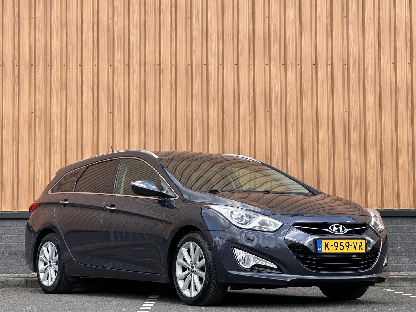 Hyundai i40 Wagon 1.6 GDI Blue Go! Edition | Cruise Control | Achteruitrijcamera | Parkeersensoren | Stoelverwarming | Elektrische Bestuurdersstoel | Keyless | Bluetooth |