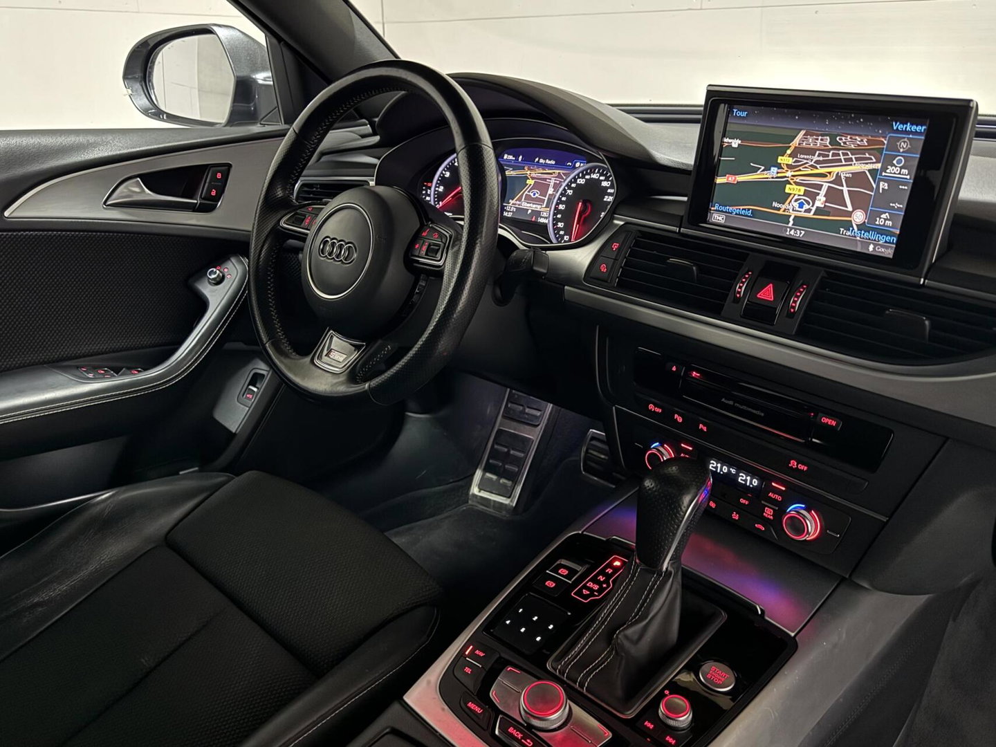 Audi A6 Avant 1.8 TFSI Ultra S-line Pano Navi Cruise Camera NAP