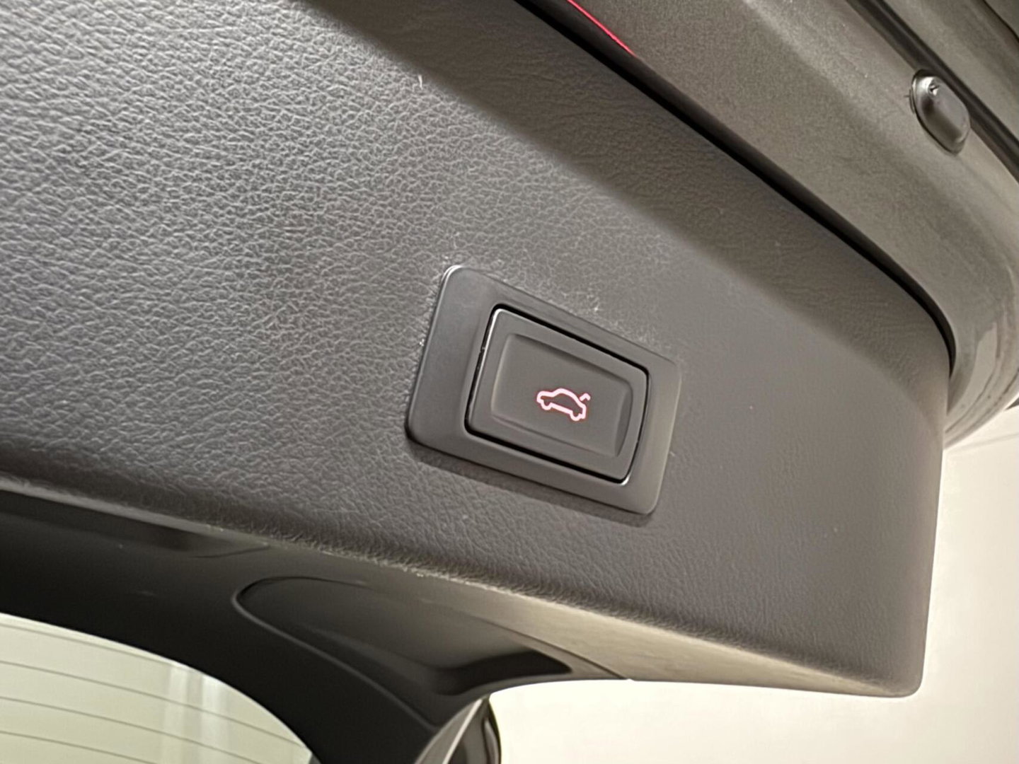 Audi A6 Avant 1.8 TFSI Ultra S-line Pano Navi Cruise Camera NAP