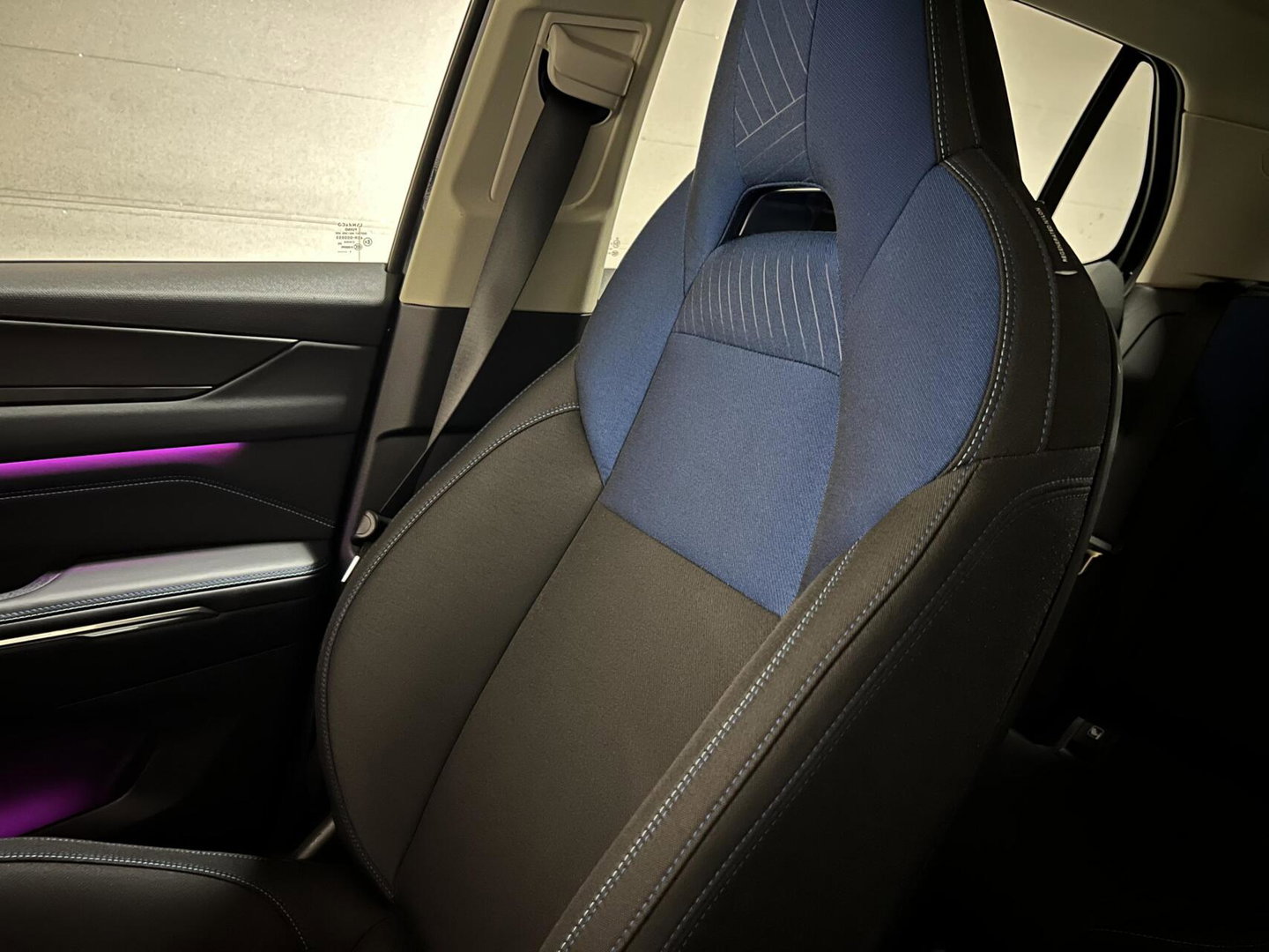 Lynk & Co 01 1.5 Plug-in Black Edition Sfeerver. 360° NAP