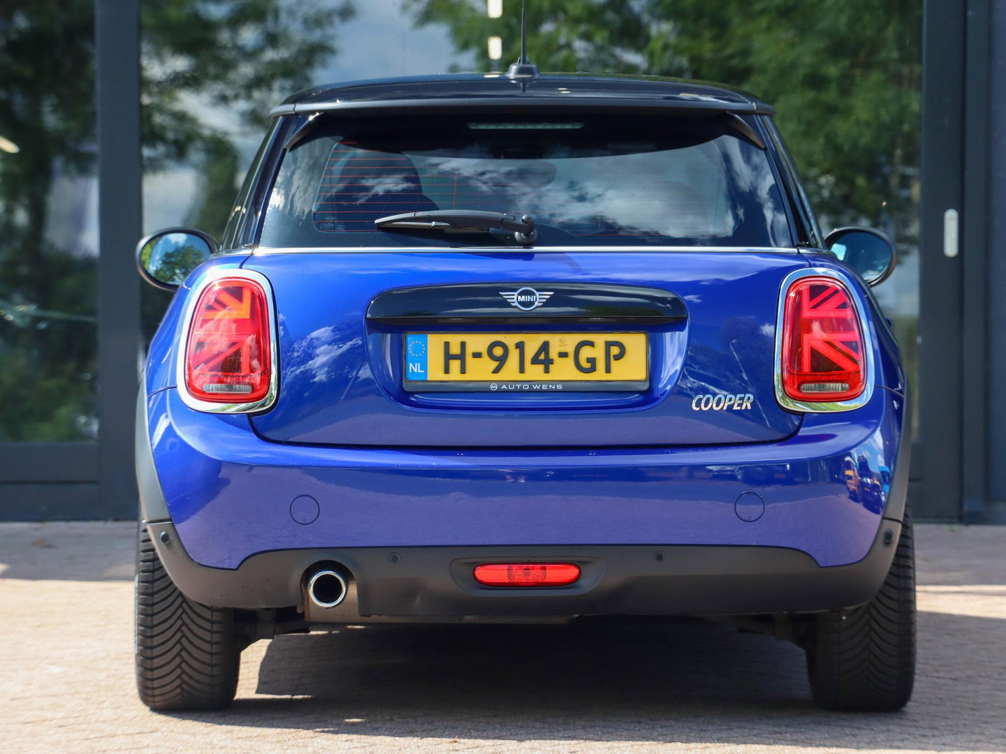 MINI 3-deurs 1.5 Cooper Automaat 136pk Harman Kardon Navigatie LED Dealeronderhouden