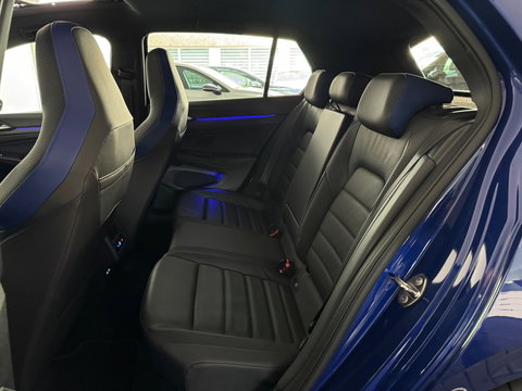 Volkswagen Golf 2.0 TSI R 4M Performance Pano|HuD|Memor|Akra