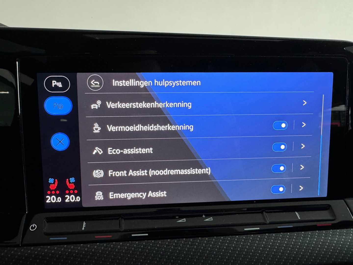 Volkswagen Golf 2.0 TSI R 4M Performance Pano|HuD|Memor|Akra