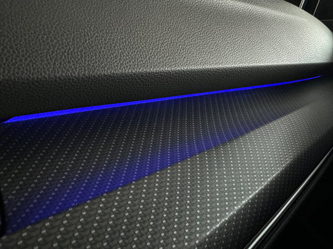 Volkswagen Golf 2.0 TSI R 4M Performance Pano|HuD|Memor|Akra