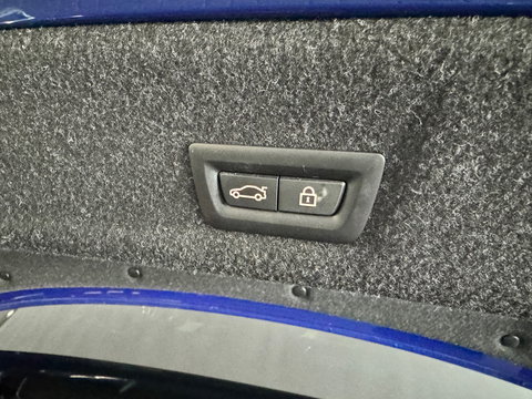 BMW 3-serie 330e High Executive M Sport Pano|HuD|Memory|VOL