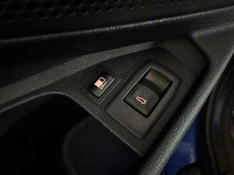 BMW 3-serie 330e High Executive M Sport Pano|HuD|Memory|VOL