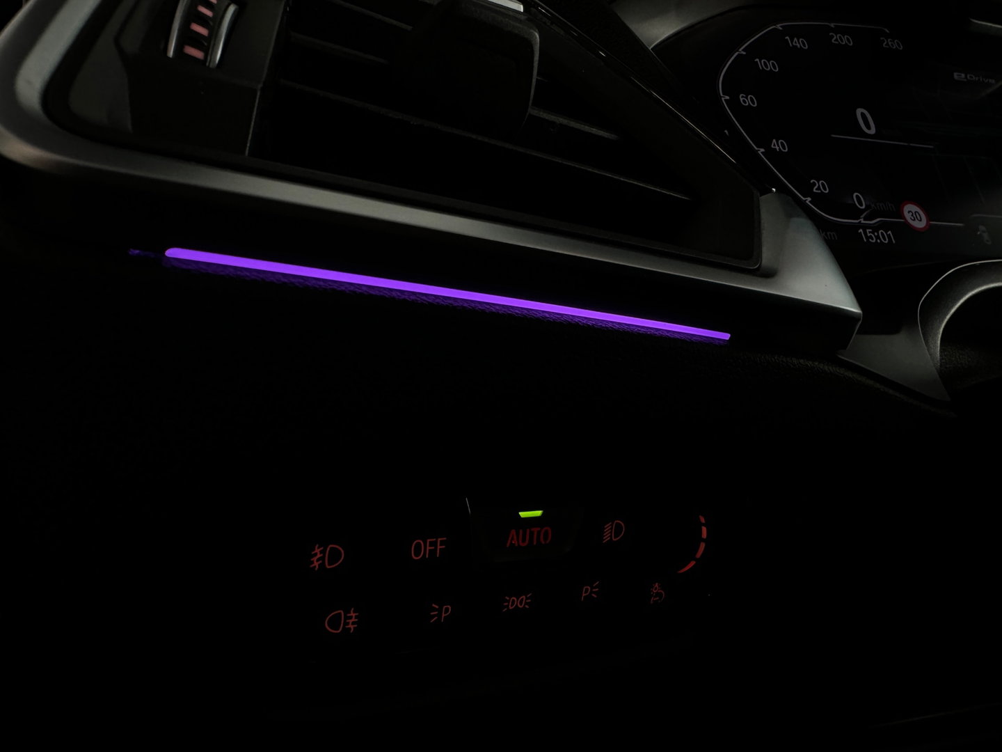 BMW 3-serie 330e High Executive M Sport Pano|HuD|Memory|VOL