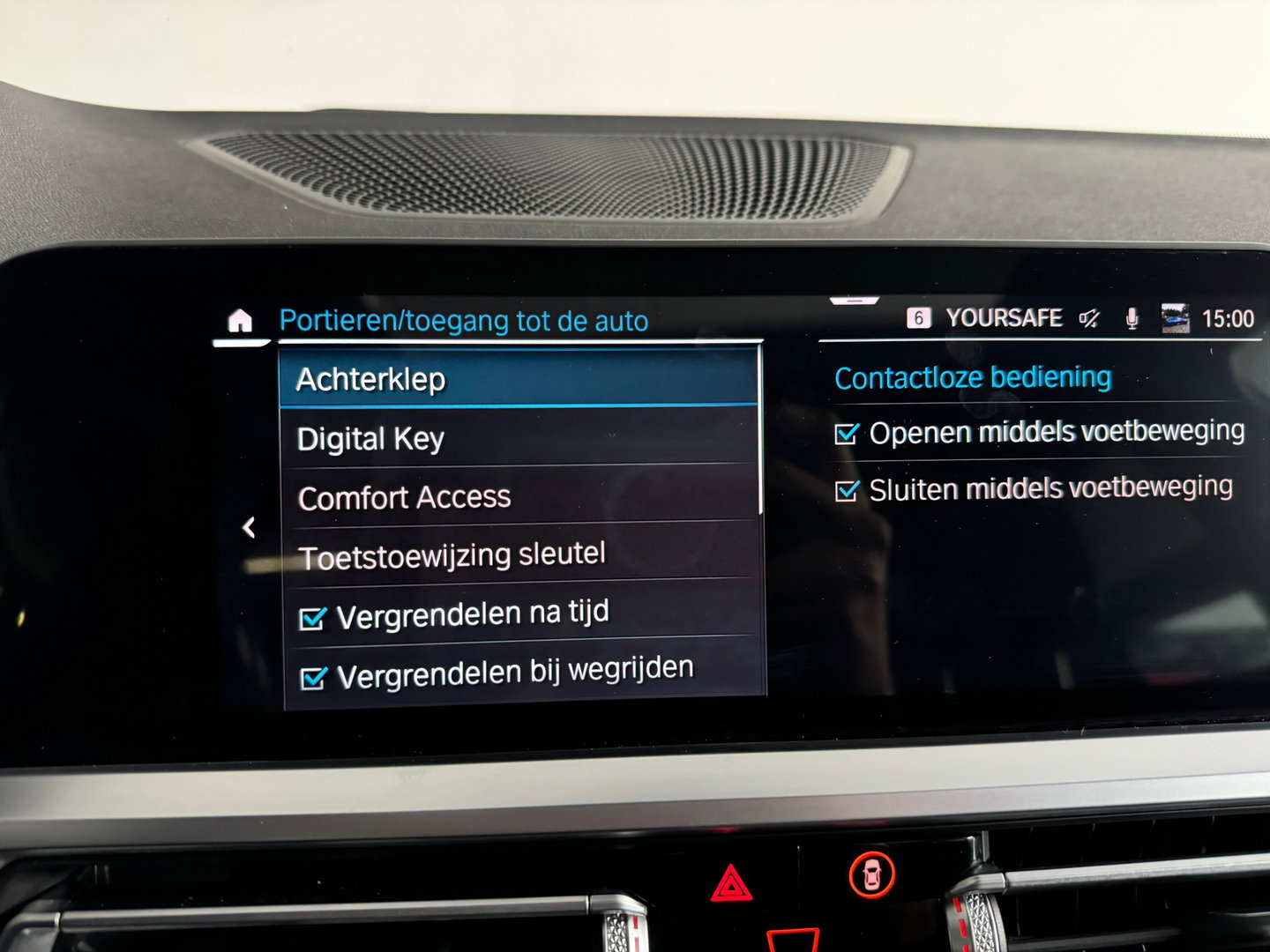 BMW 3-serie 330e High Executive M Sport Pano|HuD|Memory|VOL