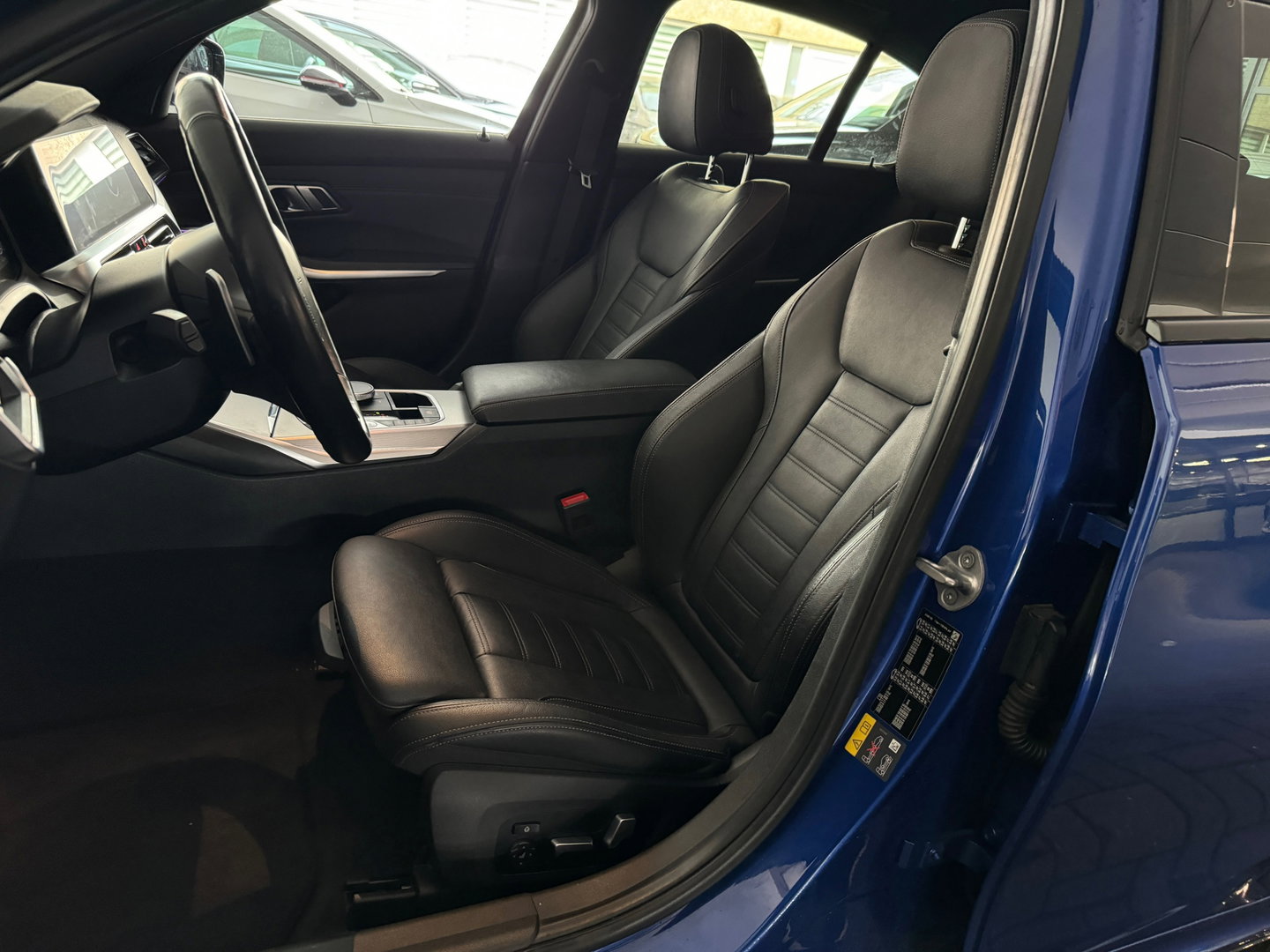 BMW 3-serie 330e High Executive M Sport Pano|HuD|Memory|VOL