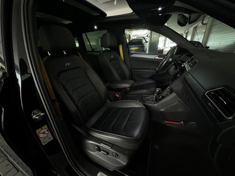 Volkswagen Tiguan 1.5 TSI ACT Highline R Line Pano|Memory|BTW