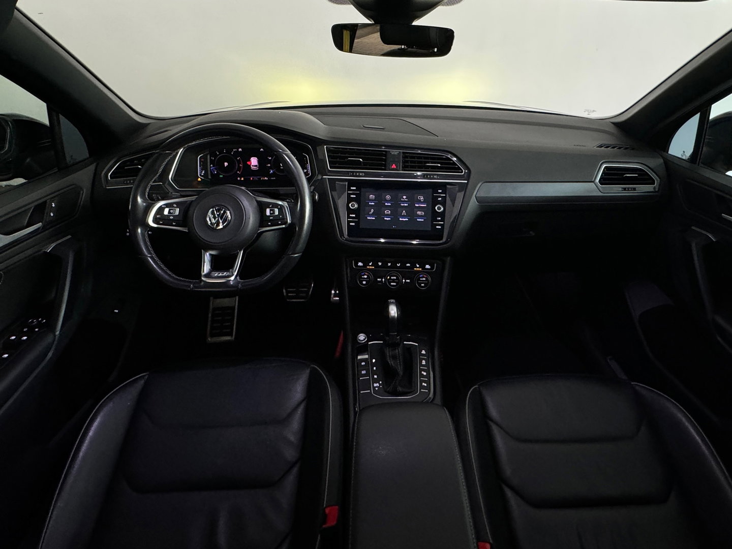 Volkswagen Tiguan 1.5 TSI ACT Highline R Line Pano|Memory|BTW