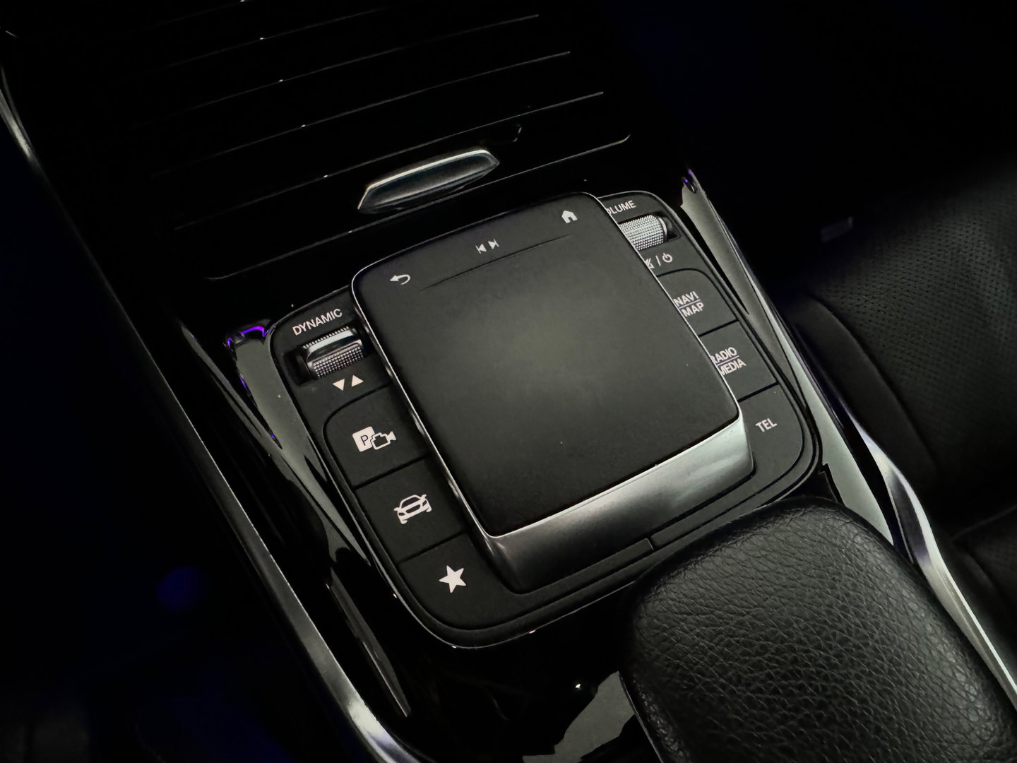 Mercedes-Benz A-Klasse AMG 45 S 4M+ Premium+ Pano|Kuip|Memory