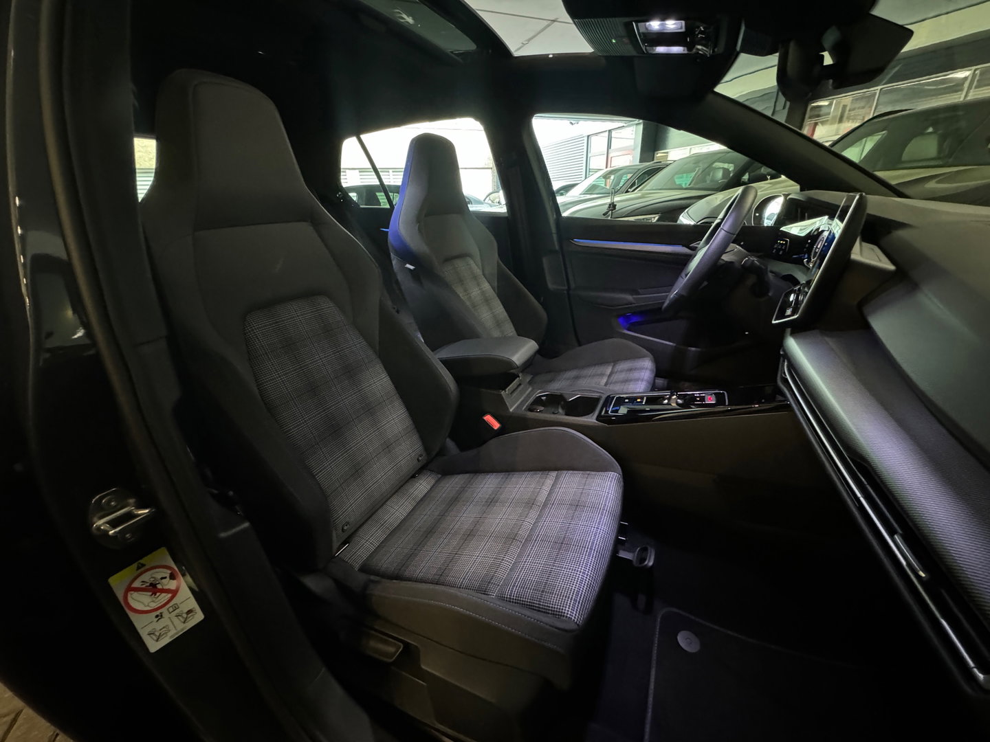 Volkswagen Golf 1.5 eHybrid GTE Pano|360Camera|Dodeh|HuD|ACC