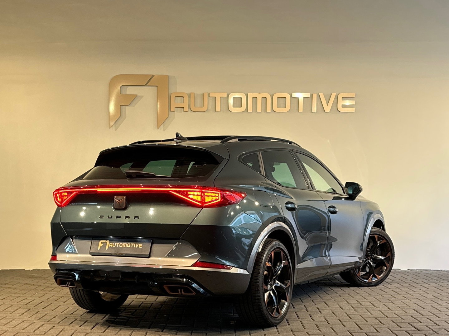 CUPRA Formentor 1.4 e-Hybrid VZ Copper Edition Pano|Memory