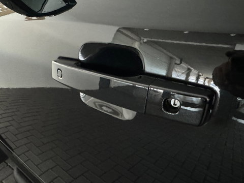 Land Rover Defender 110 2.0 P300e 110 X-Dynamic HSE URBAN|HUD