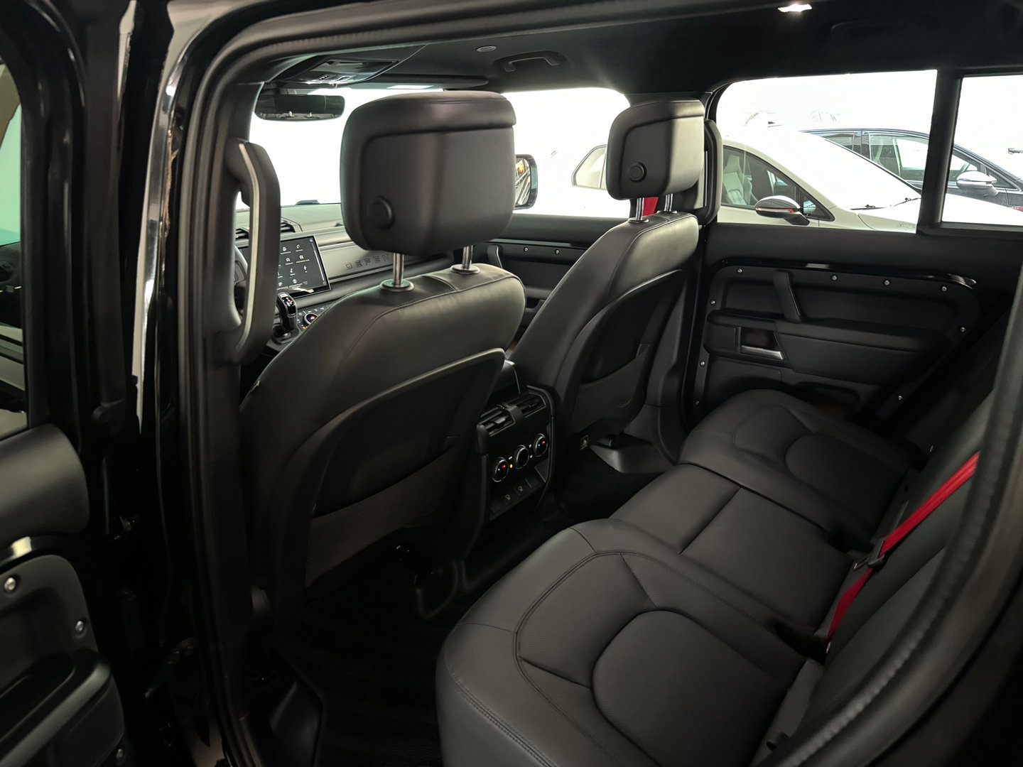 Land Rover Defender 110 2.0 P300e 110 X-Dynamic HSE URBAN|HUD