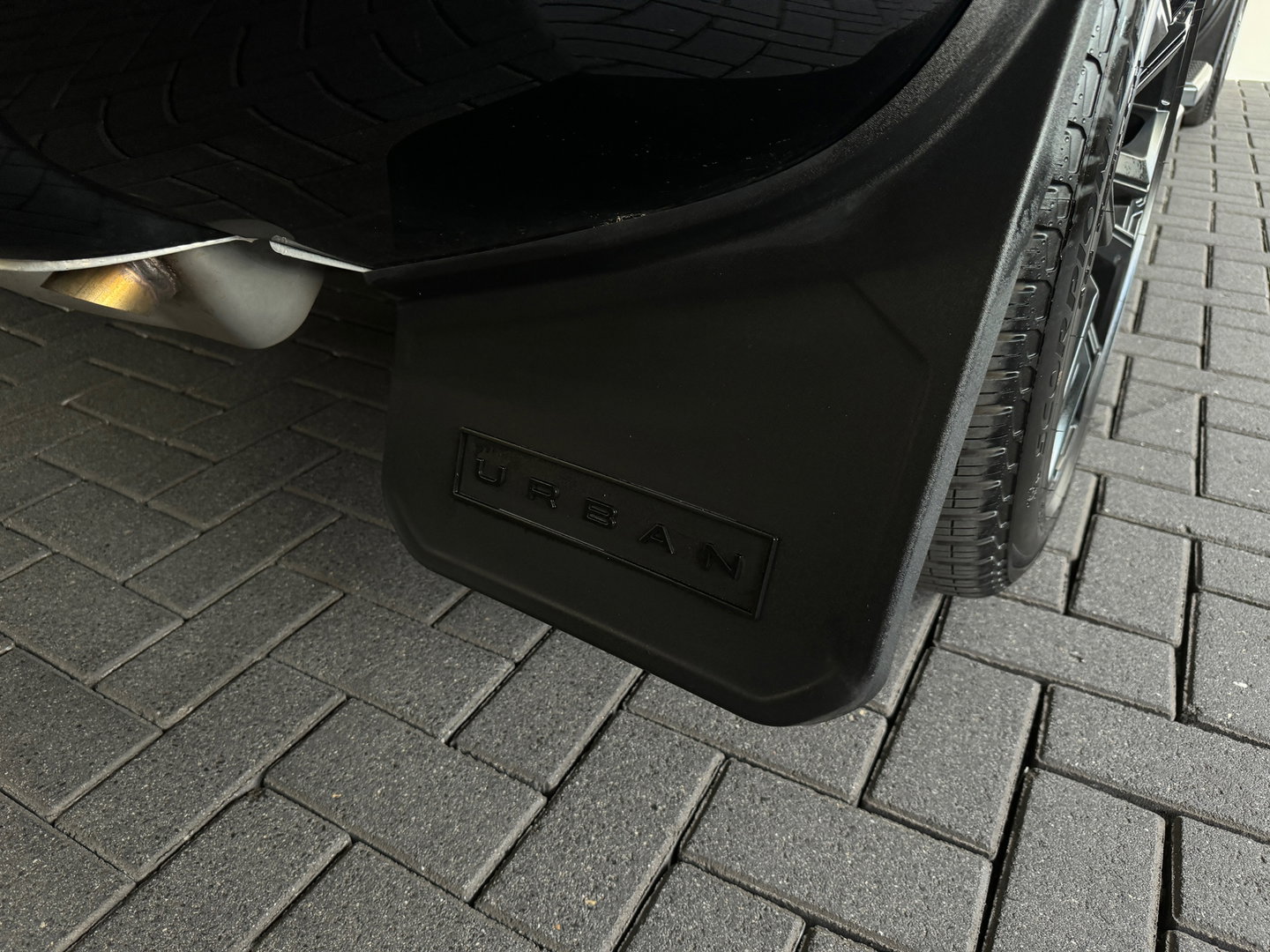 Land Rover Defender 110 2.0 P300e 110 X-Dynamic HSE URBAN|HUD